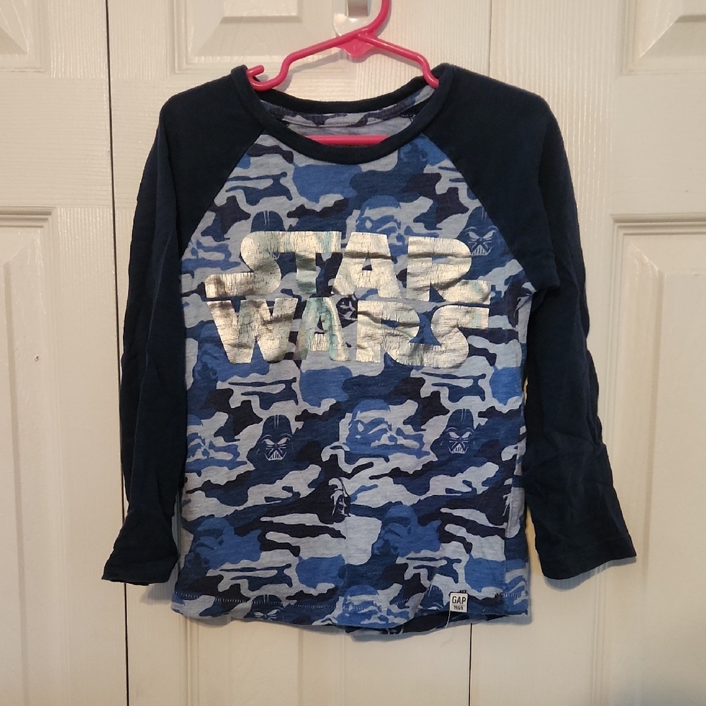 🪅 3/$10 // GAP: Star Wars Long Sleeve